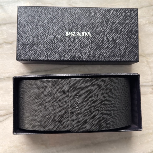 Prada PR 03XS sunglasses - Picture 11 of 11